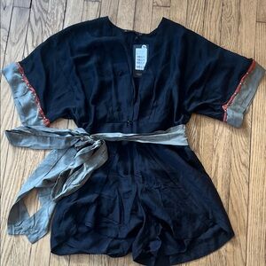 Vix paula hermanny Black solid Liz mini jumper - new with tags